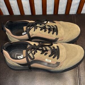 Vans Men's Suede Sneakers - Brown and Black